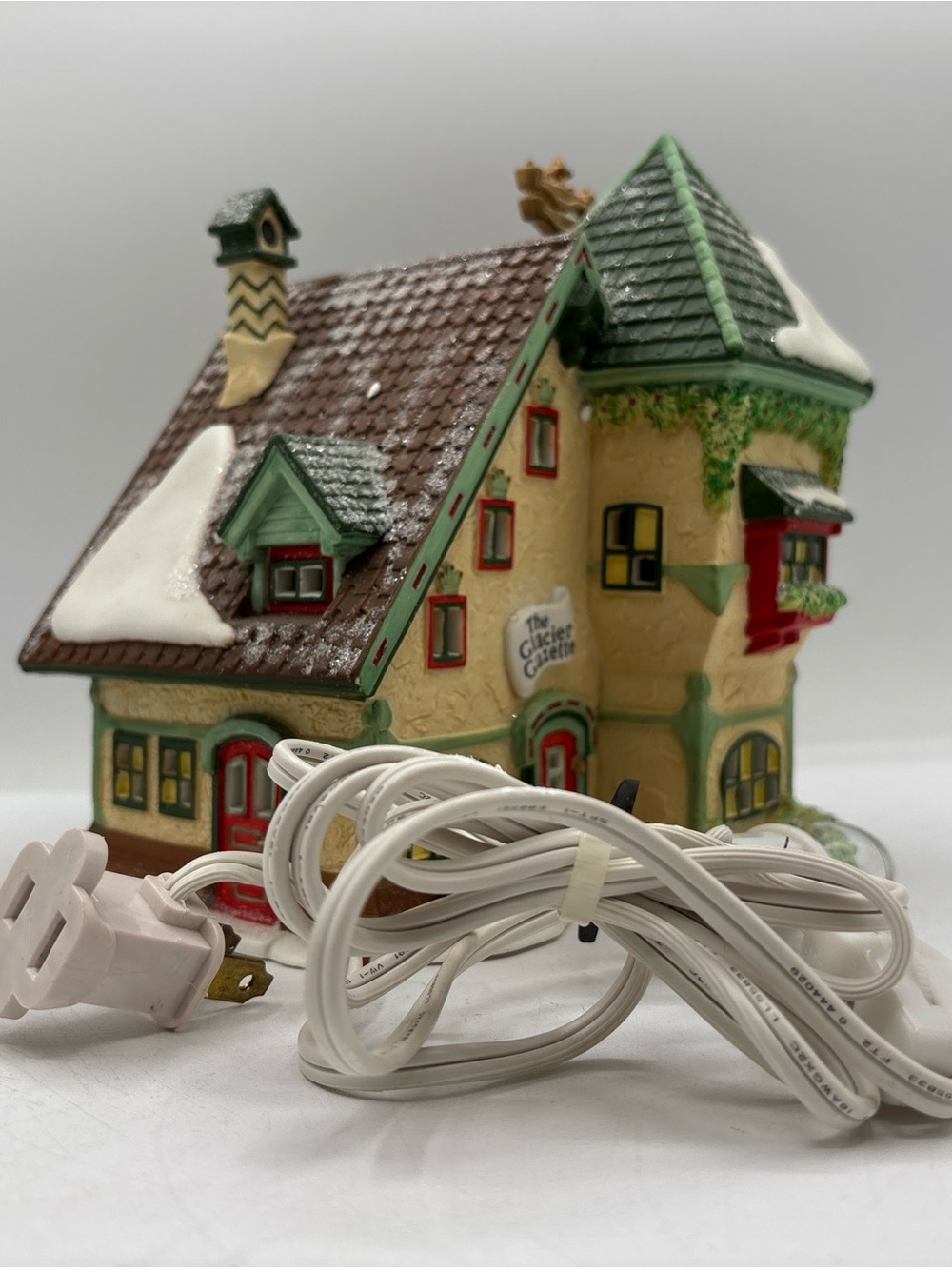 Department 56 1997 Vintage HVC North Pole Series The Glacier Gazette 56394 EUC - Picture 8 of 12